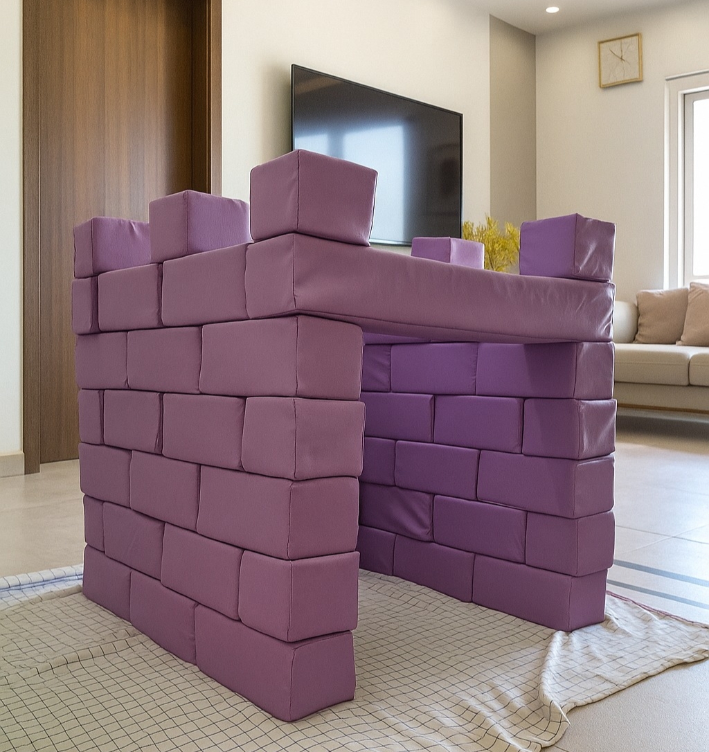 Magnetic Pillow Castle - Image 1